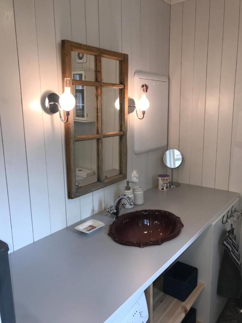 Nora'S Waterfront Cabin Svolvær Buitenkant foto